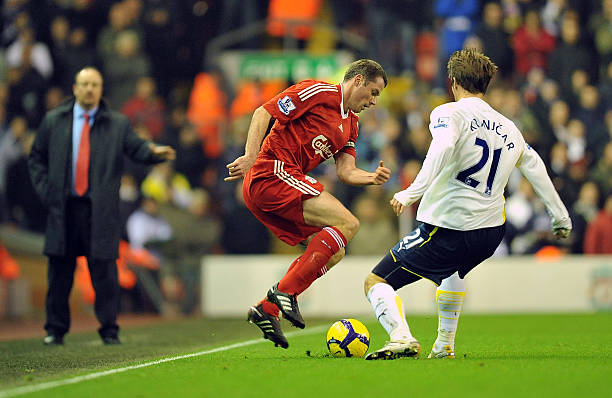 他在中场组 他在中场组